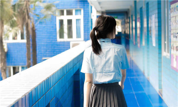 荔波如何找到一个可以帮助我生孩子的女人？